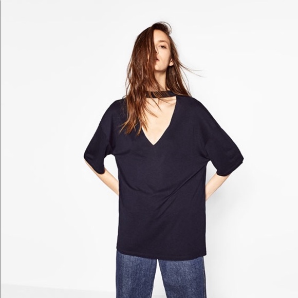 Zara Tops - TODAY ONLY Zara Black Choker Tee